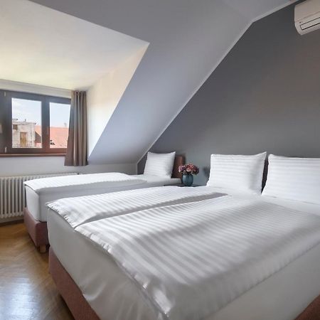 Bohemian Dreams Apartments And Suites Prague Ngoại thất bức ảnh