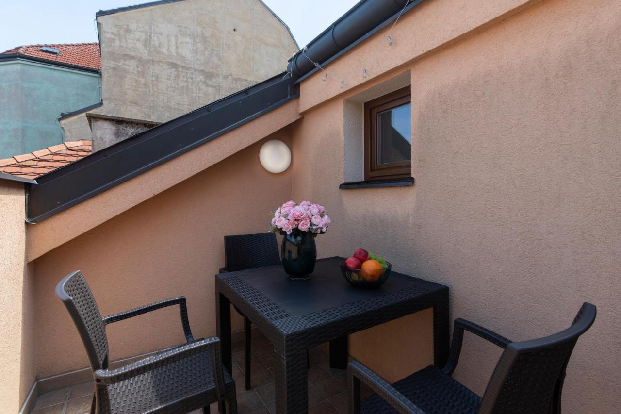 Bohemian Dreams Apartments And Suites Prague Ngoại thất bức ảnh