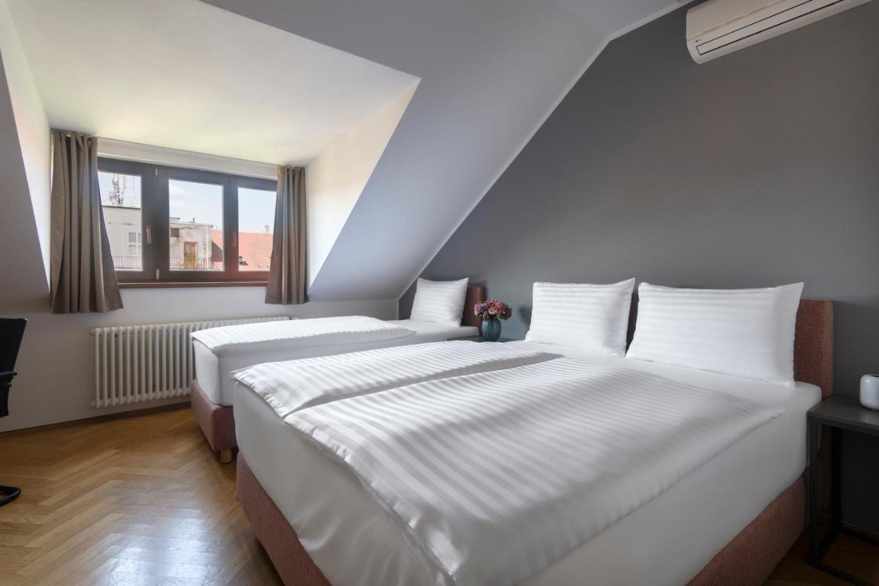 Bohemian Dreams Apartments And Suites Prague Ngoại thất bức ảnh