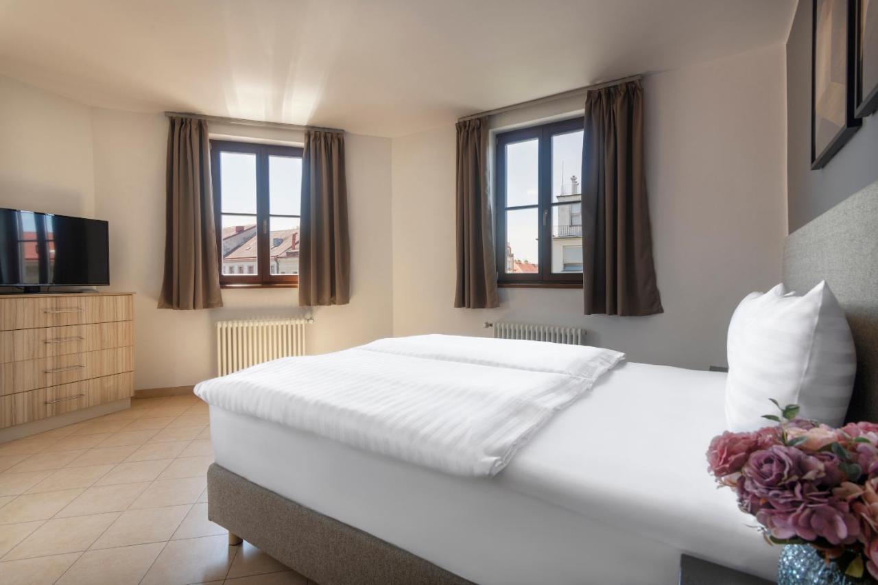 Bohemian Dreams Apartments And Suites By Dwellfort Prague Ngoại thất bức ảnh