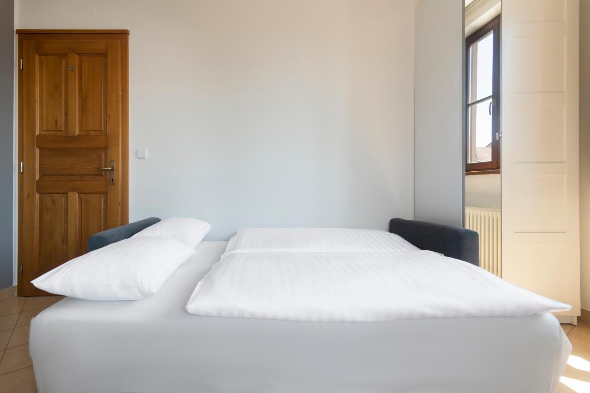 Bohemian Dreams Apartments And Suites By Dwellfort Prague Phòng bức ảnh